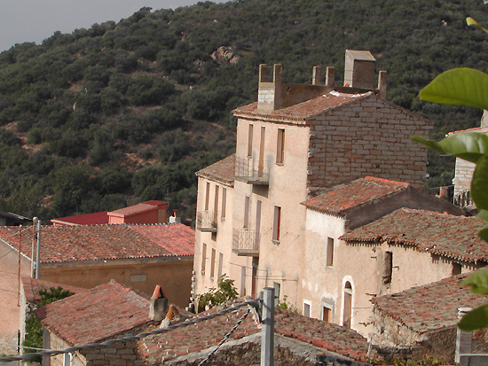 Scorcio di Olzai: case Soro nel rione San'Antonio - Autore: G. Murgia