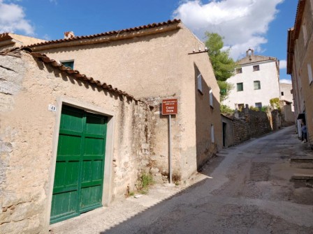 La 'Casa Dore' in via Regina Margherita - Autore: G. Murgia